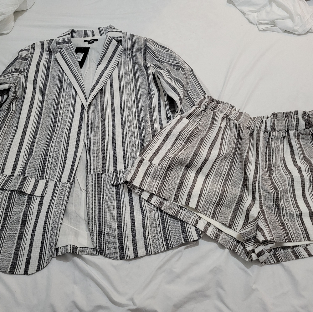 Short Set (linen style Blazer & Shorts)